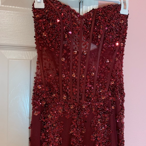 Jovani Dresses & Skirts - Prom dress